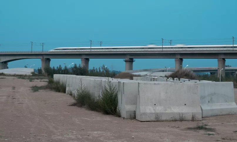 郑然|攒3万块去鹤壁买房后，他们的梦被击碎了