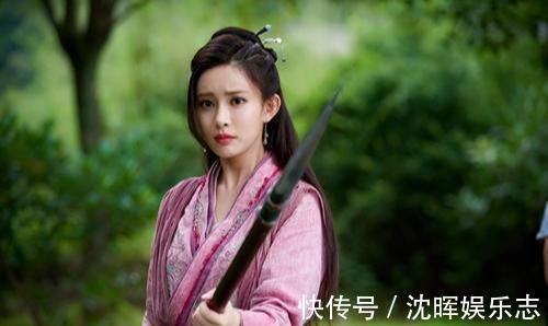 李莫愁&穆念慈临终前,为何不将杨过托付给郭靖只因她本不是杨过的母亲