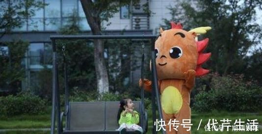 妈妈|妈妈回家后找不到睡衣,刚想教训女儿,掀开被子一瞬间,太心酸了