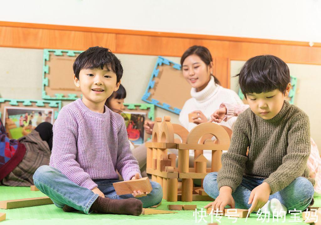 宝宝|新生儿这个动作出现得越早,暗示脑发育比同龄人快,以后更聪明