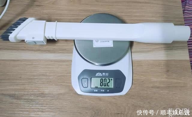 大宇V1三合一无线吸尘除螨仪开箱简测