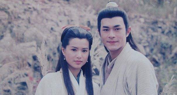 王轻功|青翼蝠王轻功天下无敌,他究竟师承何人?秘密终于被说出!