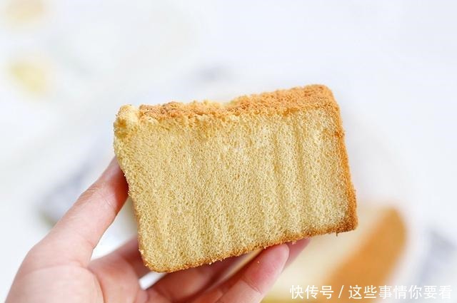 柠檬别只知道泡水喝，用来做蛋糕，滋味妙不可言，口味清新好喜欢