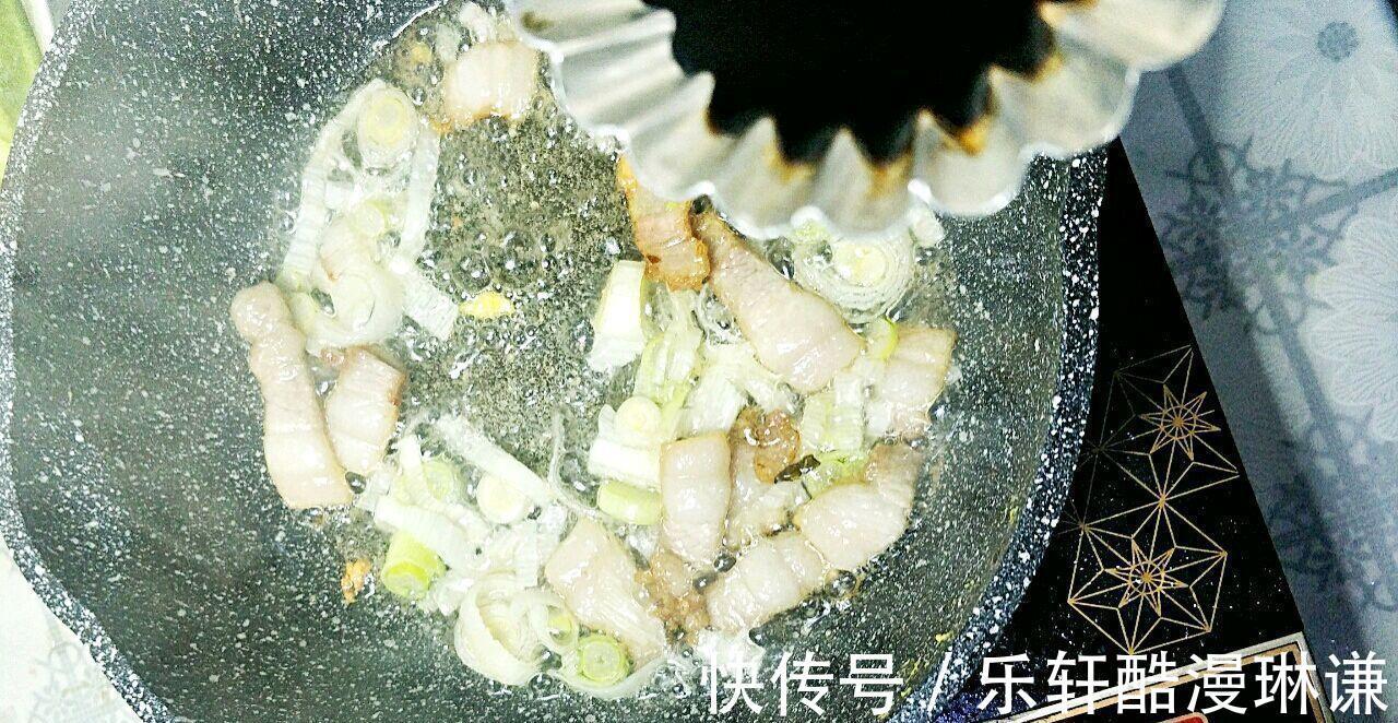胃口|夏季胃口特别差，孩子特爱吃这菜，做法特简单，不肥不腻，别错过