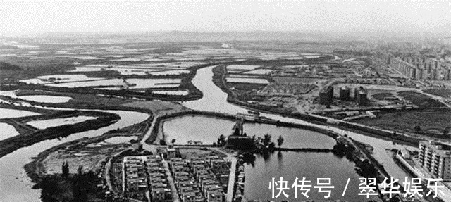 土地局|1980年,小伙花525万元买下深圳第一片土地,现在他怎样了?