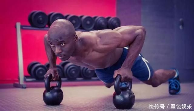 绳索|小伙儿坚持每天做300个俯卧撑,却得了个山路十八弯的结果