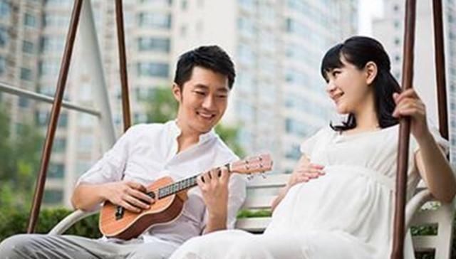 准爸爸|为什么孕妇顺产爸爸能在旁观看,而剖腹产就不行医生说出实话