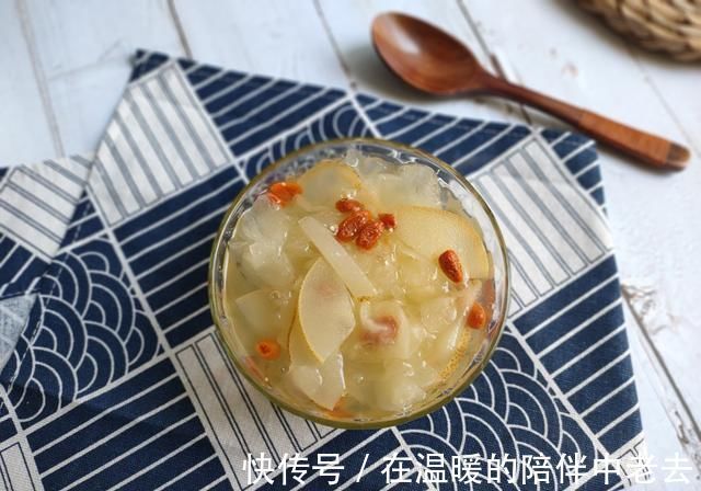 热水|煮银耳汤,凉水下锅还是热水下锅不少人搞错了,难怪银耳不出胶