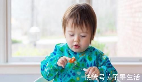 儿科医生|宝宝多大才能和大人随餐?过早吃“大人饭”,小心变成“重口味”