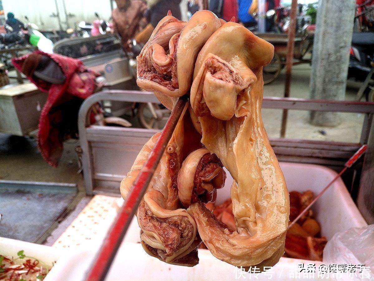 今天才知道,猪除了大小肠,还有这种“肠”,价格贼贵却十分美味