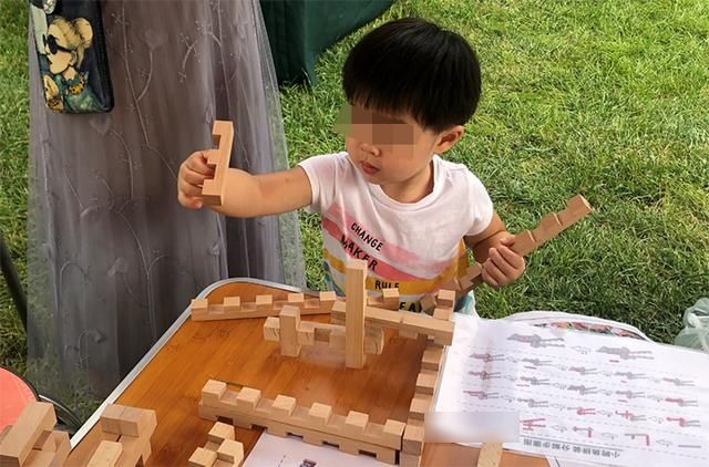 孩子|孩子有这3个“不良习惯”，请不要呵斥或制止，说明智商很高