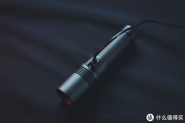 光剑在手,黑暗你走——纳丽德L10MAX白激光手电