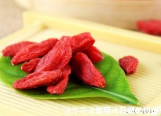 男人|俗语“男人行千里,切莫吃枸杞”,什么意思年轻夫妻应该看看