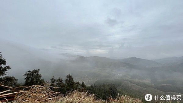 天净|梅岭印象3，天净湖最后一场冬雪，偶遇瀑布云