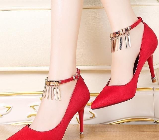 时尚 参加聚会、闺蜜婚礼,穿这几款高跟鞋秀爆全场