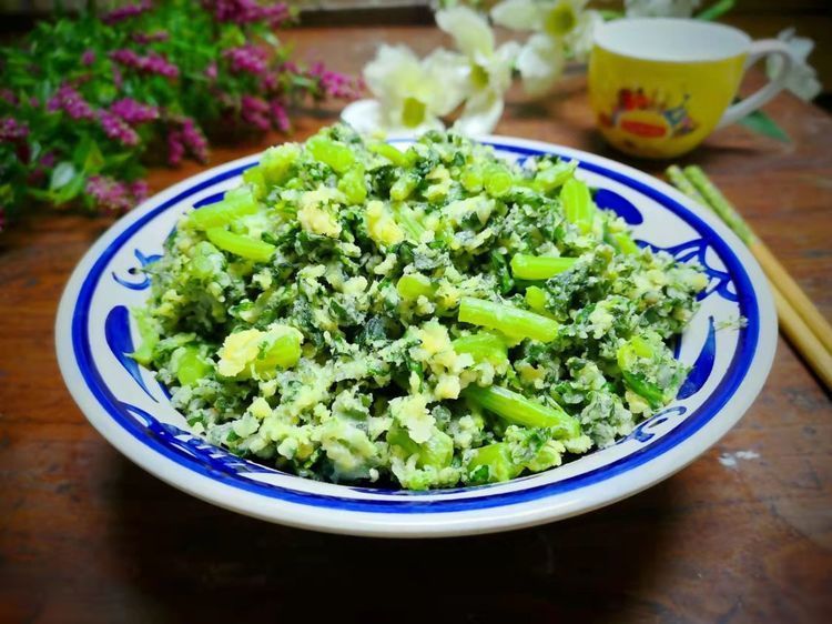 玉米面|冬季,这碱性蔬菜要多吃,改善失眠还润肺,做成蒸菜特别好吃!