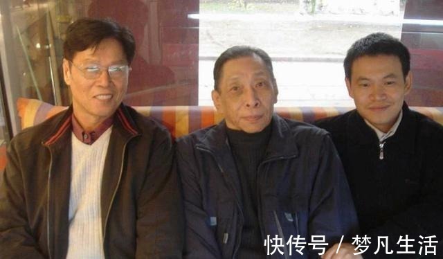 杜月笙@杜月笙儿子无偿捐献18个亿古董,只因一个承诺!