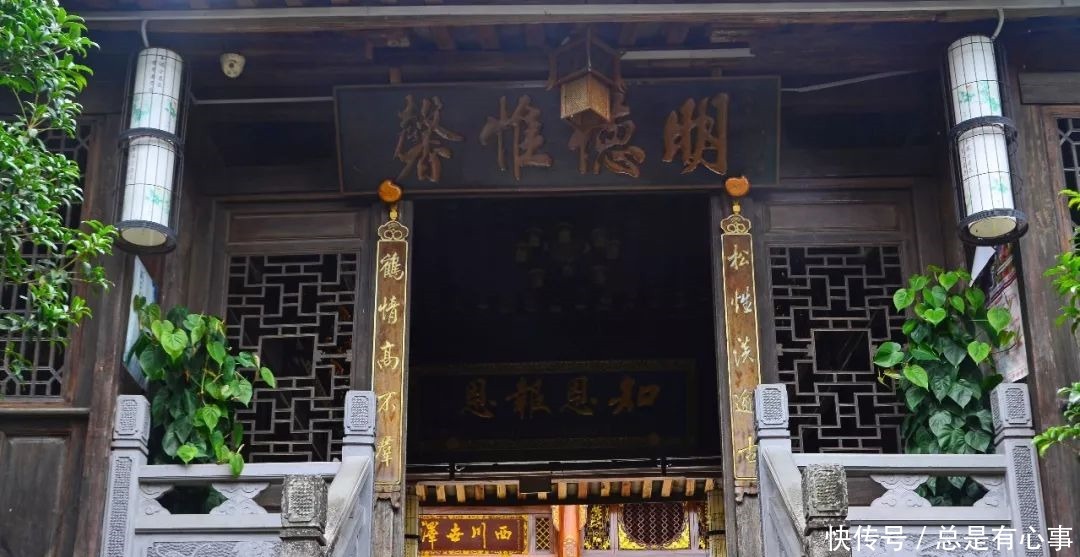 建成|云南腾冲有座祠堂，花费1000万建成，其中两幅画就价值500万！