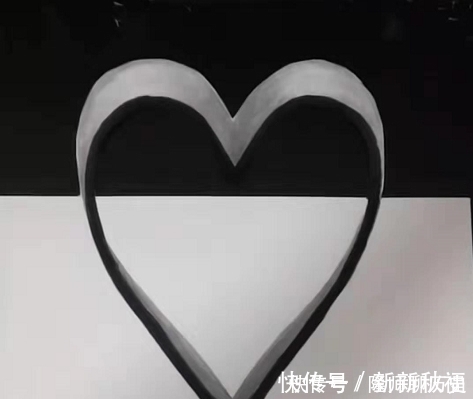 爱心@美术生画“立体爱心”,本以为是“翻车现场”,看到最后失策啊!