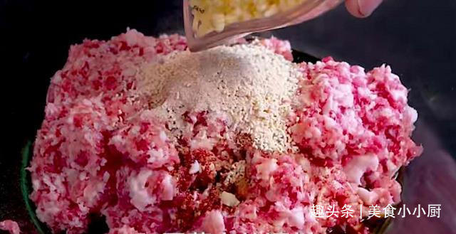 爱吃“饺子”的人有福了，饺子馆大厨，传授拌馅“秘方”，太香了
