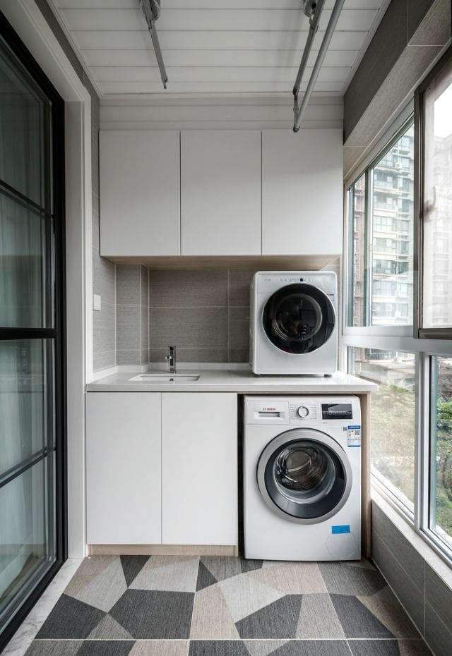 橱柜|小户型收纳成难题,装修时这4处装上柜子,不再担心房间凌乱