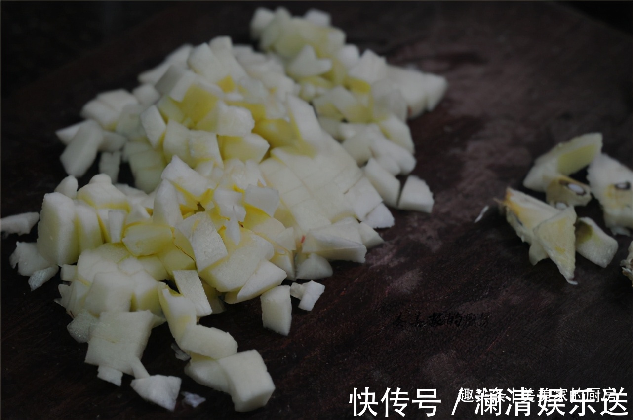 苹果饼|苹果做早餐，比肉包子还香！酸酸甜甜最开胃，营养又解馋！