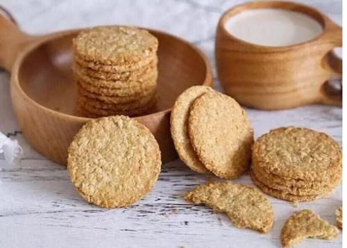 馒头|常吃粗粮，有助于降血糖吗？医生提示：这4种粗粮还是尽量少吃