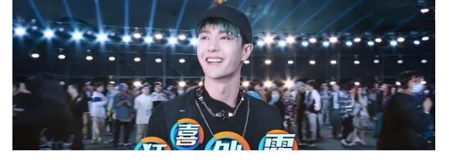 韓庚|《街舞4》節(jié)目即將播出，4位隊(duì)長(zhǎng)場(chǎng)館曝光，張藝興的場(chǎng)館很受歡迎