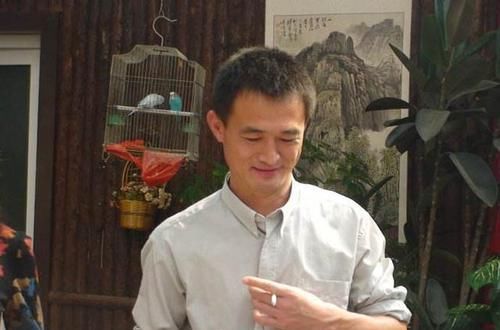  疾病|烟瘾特别大，无法不抽烟，请记好4个关键点，喝3种水远离肺部疾病
