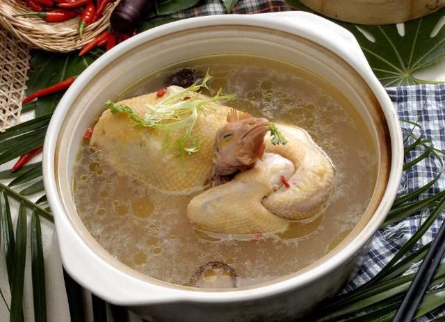 高血压的人群，尽量不要碰这3种食物，别再“傻傻”不知道了