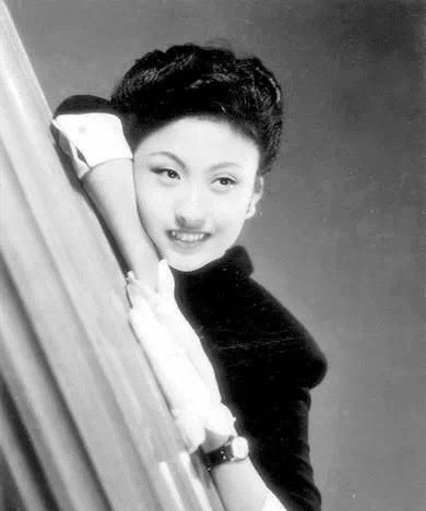 艺术家|又一位老艺术家病逝!时代记忆“甜姐儿”黄宗英,95岁寿终正寝