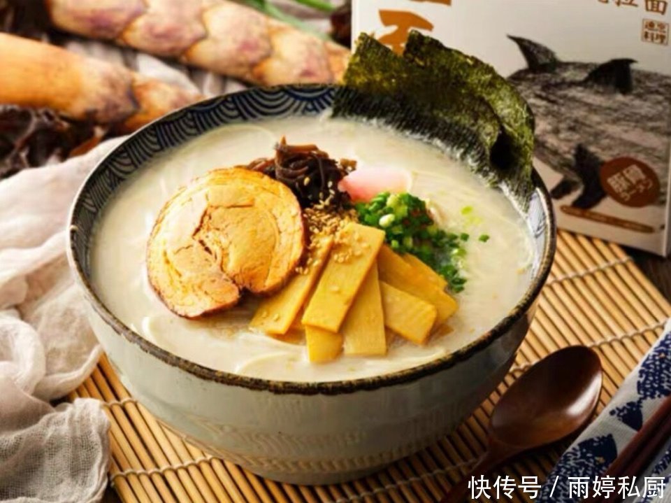 买方便面时,除了康师傅,遇见这4款方便面也尝一尝,错过可惜了