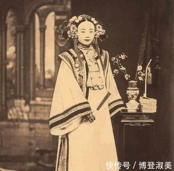 美女|珍贵!6张镜头下真实的清朝美女,最后一张美的脱俗了