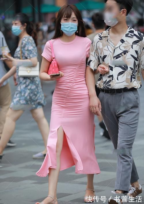 时尚|圆领开叉连衣裙,优雅又时尚,彰显气质女人魅力