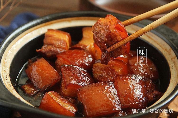 好吃|家传20年的红烧肉做法,不放水不加盐,还不用炒糖色,简单更好吃