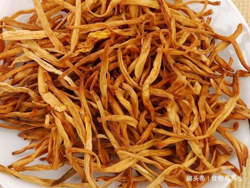 地瓜干|湿气重的女人，平时尽量多吃4种食物，或助你排出湿气、瘦出小腰