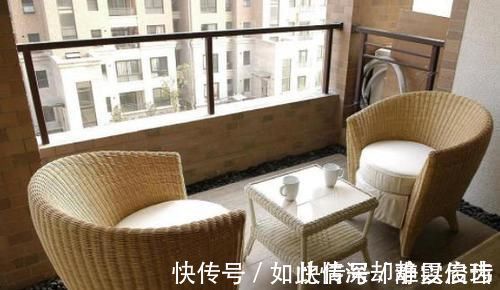 会客区|住了三年的房子,今天见到邻居的阳台这样装,知道太晚了