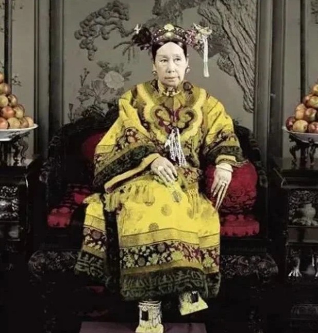 慈禧|慈禧的最后一天:早上处理光绪的后事,晚上嘴里含上了夜明珠