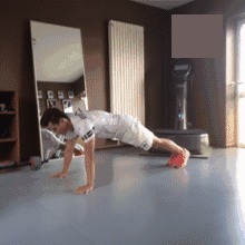 范女王|傻白甜妹子大逆袭,利用1年时间健身变身欧美范女王,变化太大了