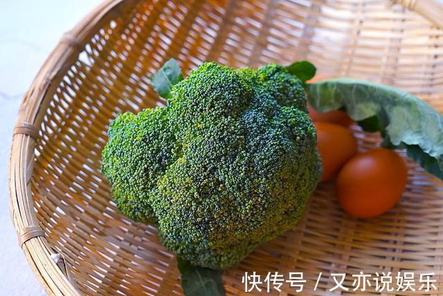 这菜被誉为“蔬菜皇冠”，孩子和老人常吃记忆好，大家快来看看吧