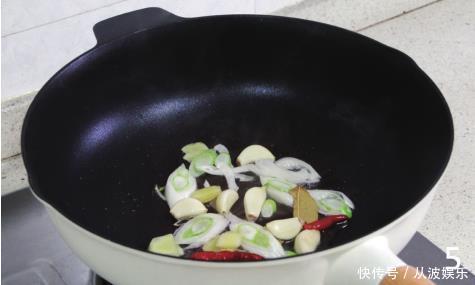 冬天进补别只吃牛羊肉,这肉也可以多吃,清热润燥,不上火还营养