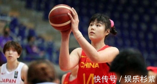 王丽丽|中国女篮实力飙升!排名碾压日本 最弱一环补强 郑薇目标亚洲NO1
