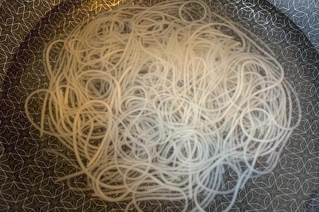 大妈|如何挑选红薯粉条农村大妈教你6诀窍,轻松辨别真假