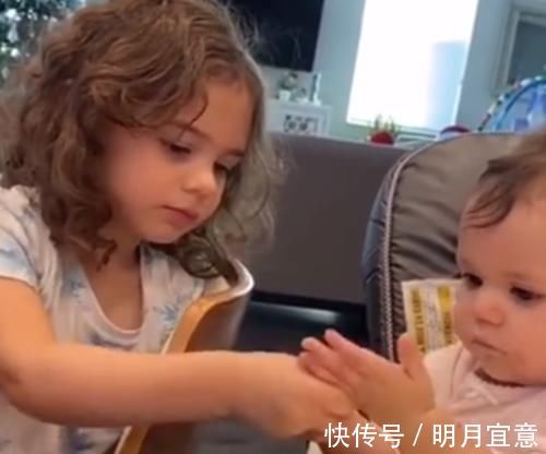 弟弟|弟弟揪姐姐头发,本以为姐姐会发脾气,没想到姐姐的做法也太暖了