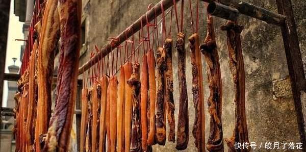 想要|又是一年做腊肉的时候,想要好吃关键在腌制,大厨做法秘方全公开