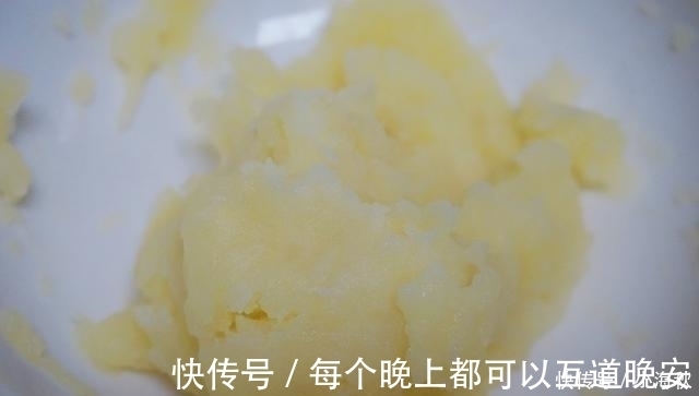 小吃|这菜一年四季都便宜, 用它做个小吃, 酥酥脆脆, 老人小孩都爱吃
