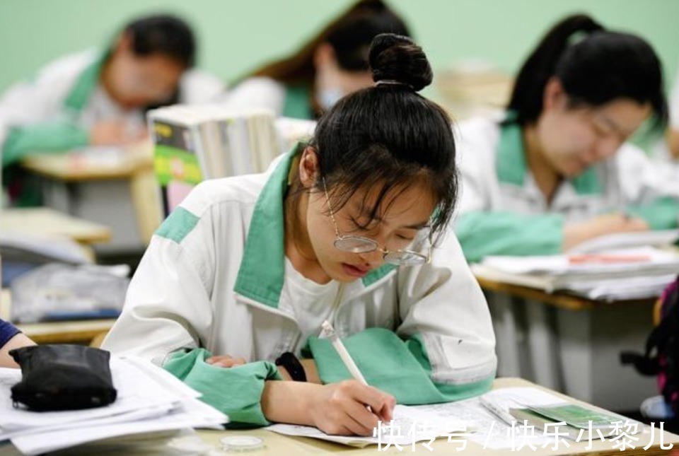 智力|孩子食指和无名指哪个长,揭示了智商高低?国外专家的研究很颠覆