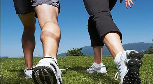 痔疮时常让人坐立难安，多吃4物，做好2事，也许和它说拜拜