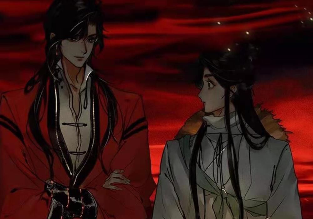 天官赐福|《天官赐福》花城一秒换装，衣服换了身高没变，半月的眼里有泪？