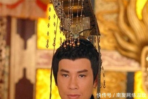 千古|皇帝病危，宦官密谋让那个“傻子”继位，却不想傻子成了千古一帝